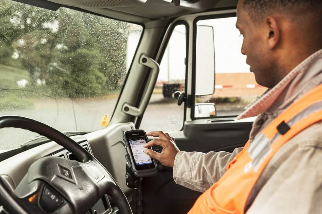 Honeywells software for truck drivers helps Comply with New Federal Safety Mandates